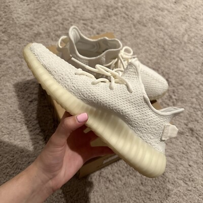 Slightly Used! Adidas Yeezy Boost 350 V2 Cream White/Triple  display picture 2
