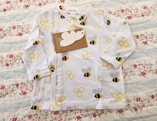 NWT ANGEL DEAR 0/3 MONTHS LONG-SLEEVE BUMBLE BEE SNAP TOP