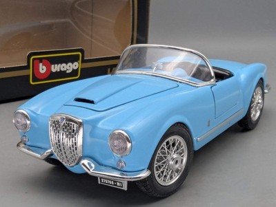 Modellautos 1:18 Bburago Lancia Aurelia B24 Spider 1955 Blau mit OVP