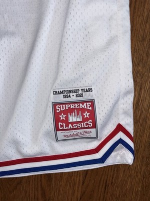 NWOT NEW Supreme Classics Mitchell & Ness Mesh Basketball Shorts M