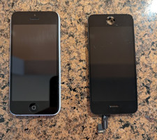 Apple iPhone 5c Model A1532 White Untested As Is For Parts Or Repair plus screen