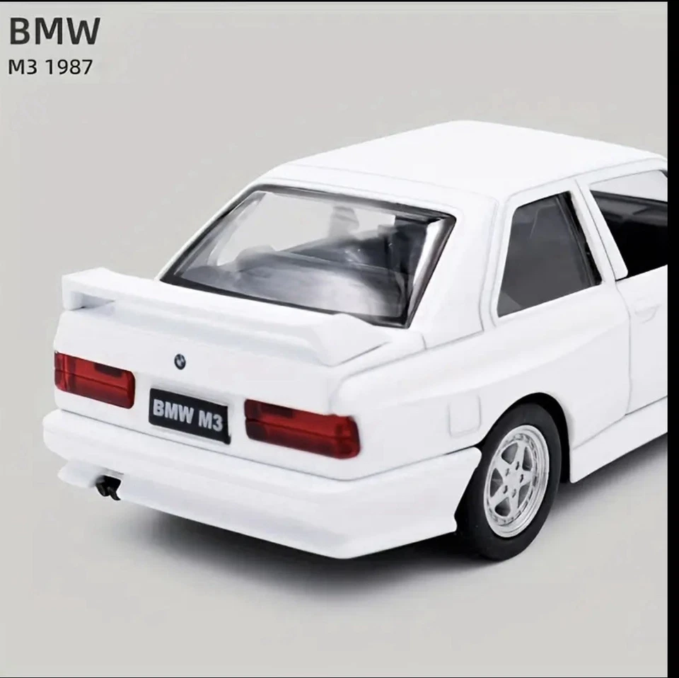 BMW E30 M3 1987 Scala 1:36 Bianca Nuova Modellino Auto - Immagine 4 di 4