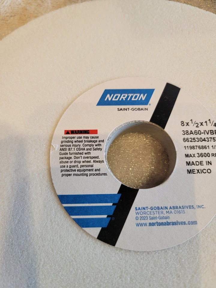 NORTON 66253043757 StrghtGrindWhl,1.25"CN,60 Grit,8"Dia, 1CTK7. - Image 3 of 4