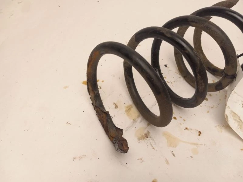 ПРУЖИНА КАТУШКИ ЗАДНЕГО ПАССАЖИРА ДЛЯ TOYOTA SIENNA 2004 - 2010 - Изображение 3 из 4