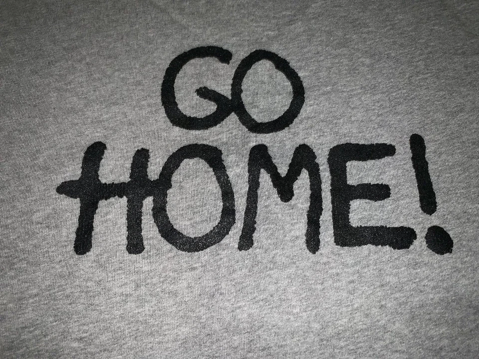 Usado - Surface To Air Limited 'GO HOME' Suéter Para Hombre (Talla M) Foto 4 de 4