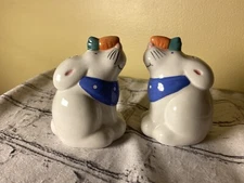 coco dowley salt and pepper shakers Set easter bunny with carrot