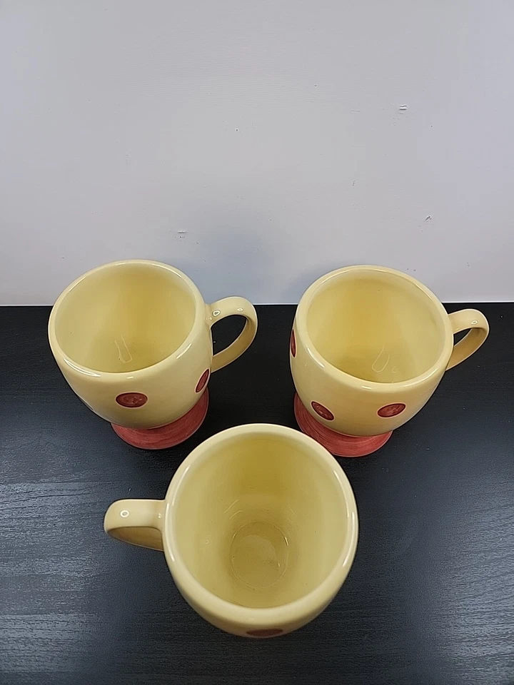 SOUTHERN LIVING AT HOME por Gail Pittman Siena Conjunto de 3 Canecas Pedestal Bolinhas - Imagem 3 de 4