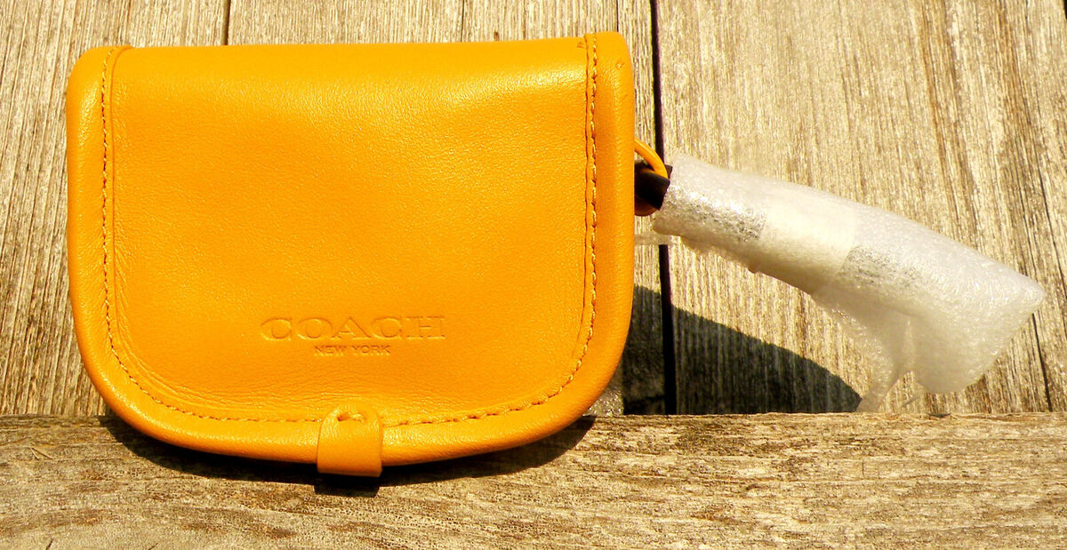 Coach C3163 Heritage Turnlock Bag Charm Key Fob Ochre Sunny Coach C3163 Heritage Turnlock Bag Charm Key Fob Ochre Sunny