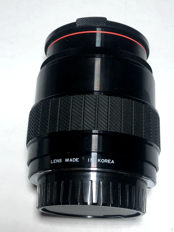 Auto Focus Zoom Lens F3.5-4.5 SAKAR 28mm - 70mm Compact - Image 2 of 4