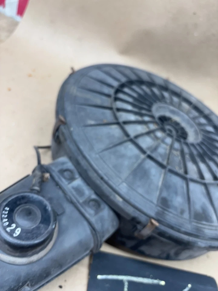 Dodge Ram Truck 1989 91 1993 D250 D350 D150 TBI filtro de aire carcasa V8 Foto 4 de 4