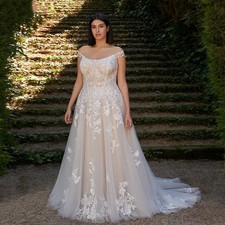 Off Shoulder Tulle Wedding Dresses Sweetheart Bridal Gowns Champagne A Line