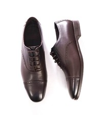 $950 FERRAGAMO - Brown Leather 