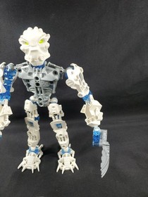 LEGO Bionicle Toa Inika Toa Matoro 8732  Not Complete See Detailed Pics