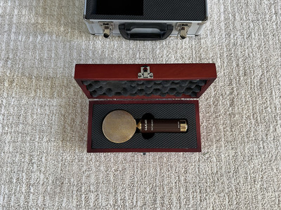 Cascade FAT HEAD II Active/Passive Ribbon Mic w/Case and Shock Mount
