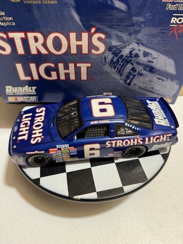 Mark Martin #6 Stroh’s Light 1989 Team Caliber Vintage Series 1/24 Diecast - Picture 2 of 18