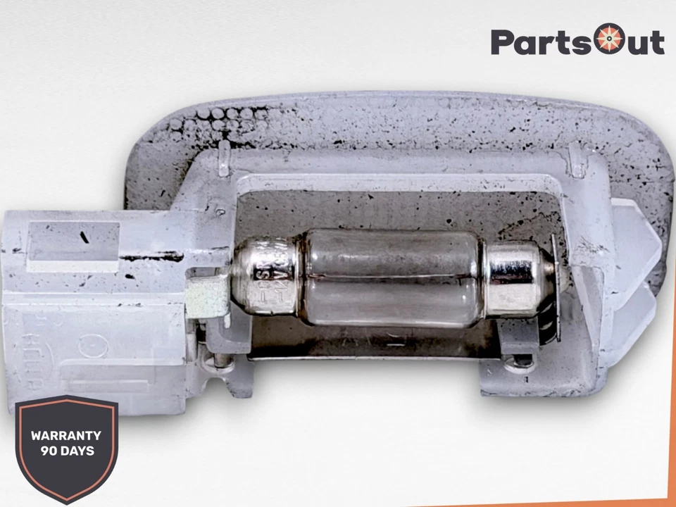 2006-2007 MERCEDES-BENZ R500 - Interior Light 2088200501 - Image 2 of 3