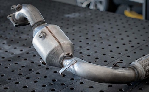 MagnaFlow 49 State Converter 22766 Direct Fit Catalytic Converter - Picture 3 of 4