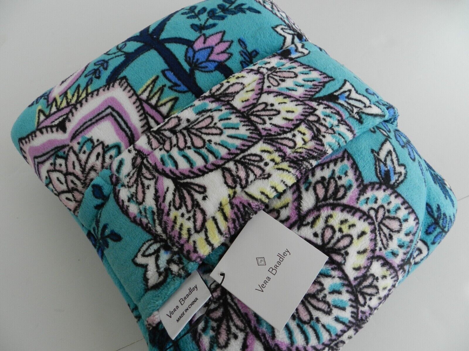New Vera Bradley Fleece Travel Throw Blanket / Pillow 45" x 60" in