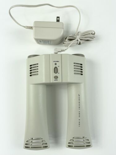 Sharper Image Ionic Shoe Freshener SI635 With Power Supply - Afbeelding 1 van 8