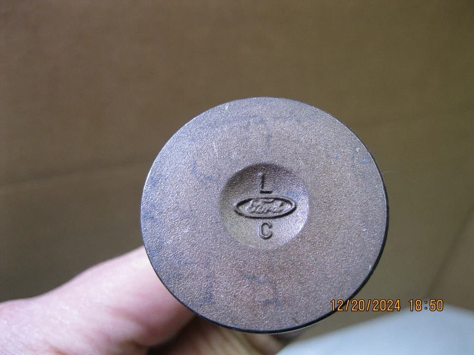 Repco V1941 Engine Intake Valve For 1971-1974 Ford Pinto 2.0L Foto 3 de 4