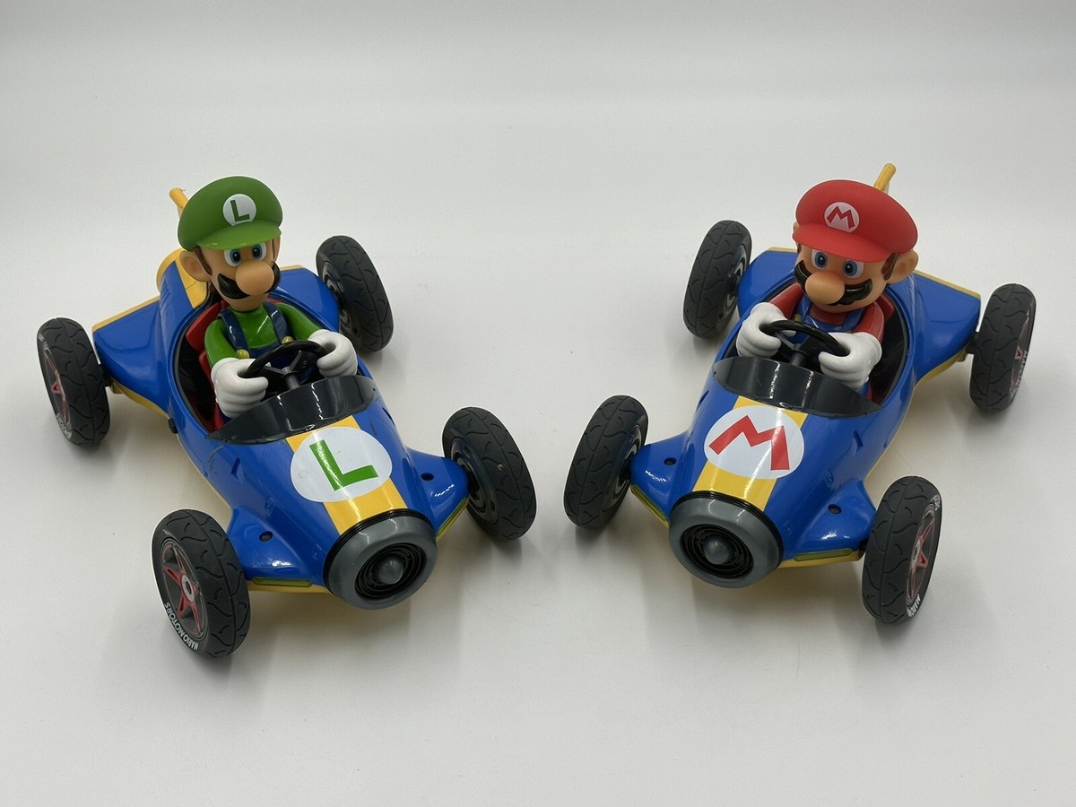 Carrera RC Official Licensed Mario / Luigi Kart Mach 8 1:18 Scale