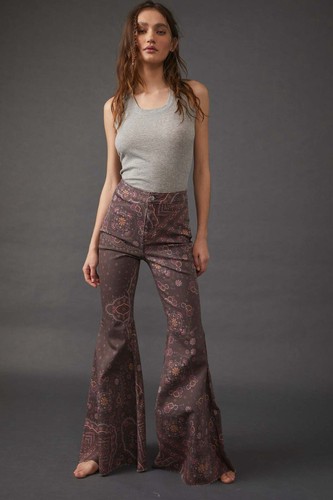 Just Float On Flare Geo Chocolate Combo High Rise Jeans Gr. 31 braun lila