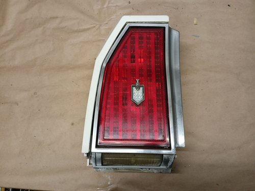 1986-1988 Monte Carlo LS Tail Light Quarter panel Extension Driver Side - 第 1/10 張圖片