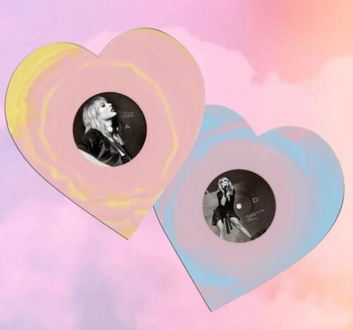 Taylor Swift Lover (Live From Paris) Heart Shaped Vinyl RARE! LE! IN HAND! - Picture 3 of 3