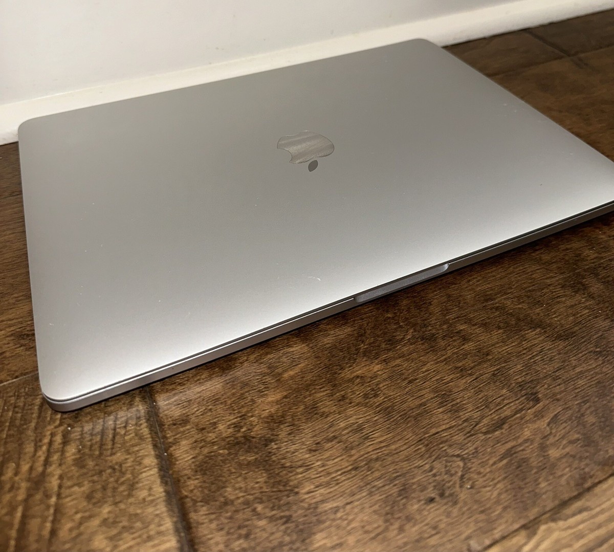 Apple MacBook Pro 2020 13 Apple MacBook Pro 2020 13