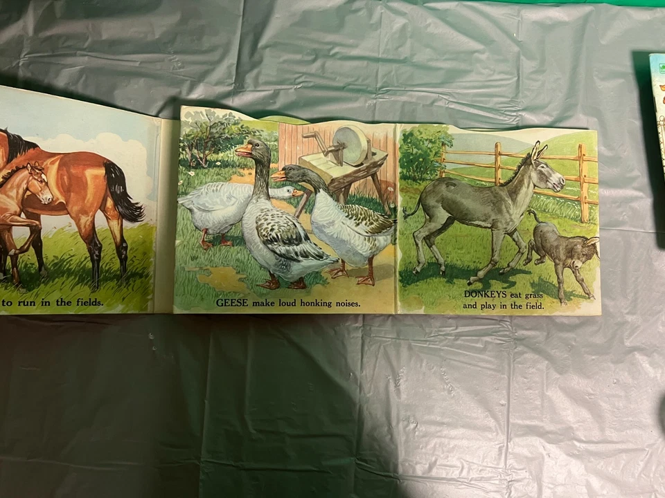 Vintage Children' Animal books - Barn Panorama/Old MacDonald/Farmer Jones+1 - Image 3 of 4