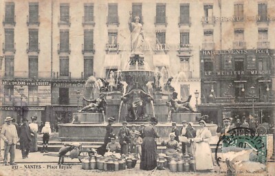Old postcard - Nantes place Royale