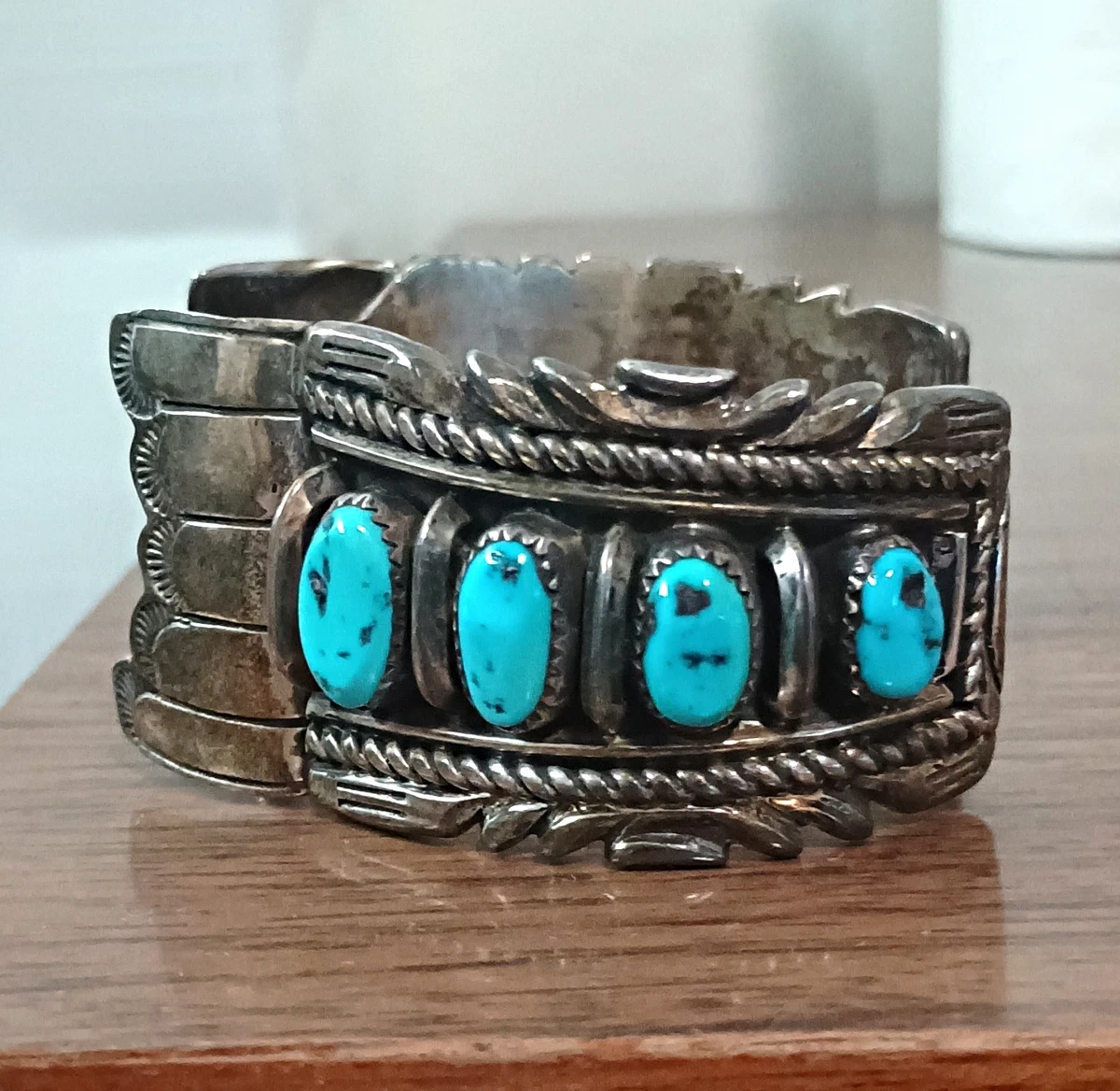 ナバホ バングル Navajo 925 Johnson Yazzie 私 ナバホ バングル