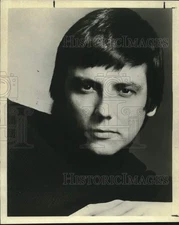 1975 Press Photo Henry Price, American tenor opera singer. - sap48333