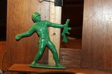 Vintage 5" Plastic Army Soldier