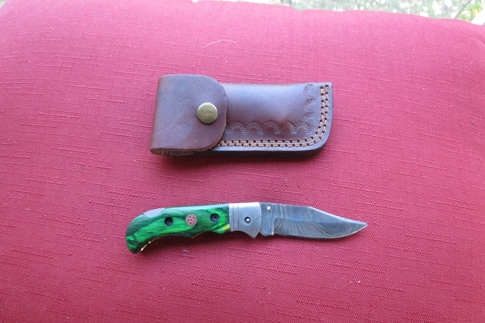 Красивый дамасский складной нож с лезвием зеленый Stocks кожаные ножны ручной работы - Изображение 3 из 4