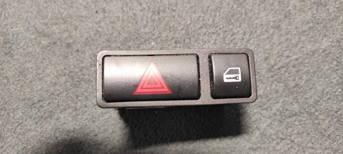 BMW 3er E46 Schalter Warnblink Zentralverriegelung 8368920