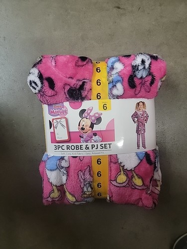 Minnie Girls 3 Piece Robe & Pajama Set Size 6 - Picture 2 of 3