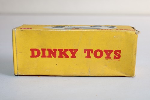 DINKY TOYS voiture de course Cunningham C-5R Road Racer N° 133 en boite Réf H37 - Picture 12 of 15