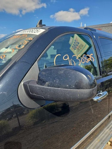 Used Left Door Mirror fits: 2010 Gmc Yukon Power w/turn signal w/o wide load ext