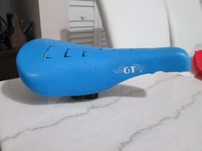 Old school bmx GT Wing logo seat blue