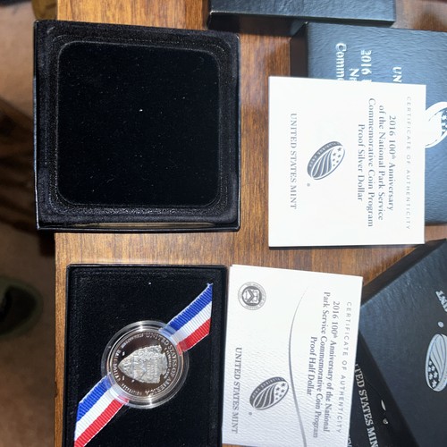 2016 100th Anniversary of the National Park Service Commemorative Proof Coin $1 - Picture 4 of 7