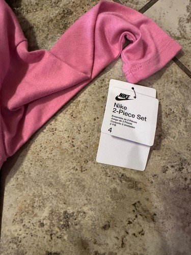 NWT Girls Nike "Swoosh" Shine Long Sleeve Graphic T-Shirt & Leggings Set Size 4T - Picture 5 of 11