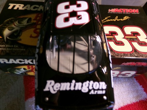 2004 KERRY EARNHARDT #33 BASS PRO SHOP CHEVY M.C. BRAND NEW #265 - Picture 7 of 8