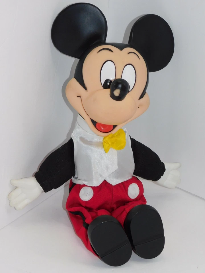 Brinquedo de pelúcia vintage Mickey cabeça de vinil Disney Mouse plástico - Imagem 3 de 4