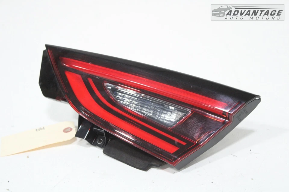 2019-2022 HONDA VISION ЗАДНИЙ ПРАВОСТОРОННИЙ ЗАДНИЙ ФОНАРЬ ДЛЯ БАГАЖНИКА ОТ ОРИГИНАЛЬНОГО ПРОИЗВОДИТЕЛЯ - Изображение 2 из 4