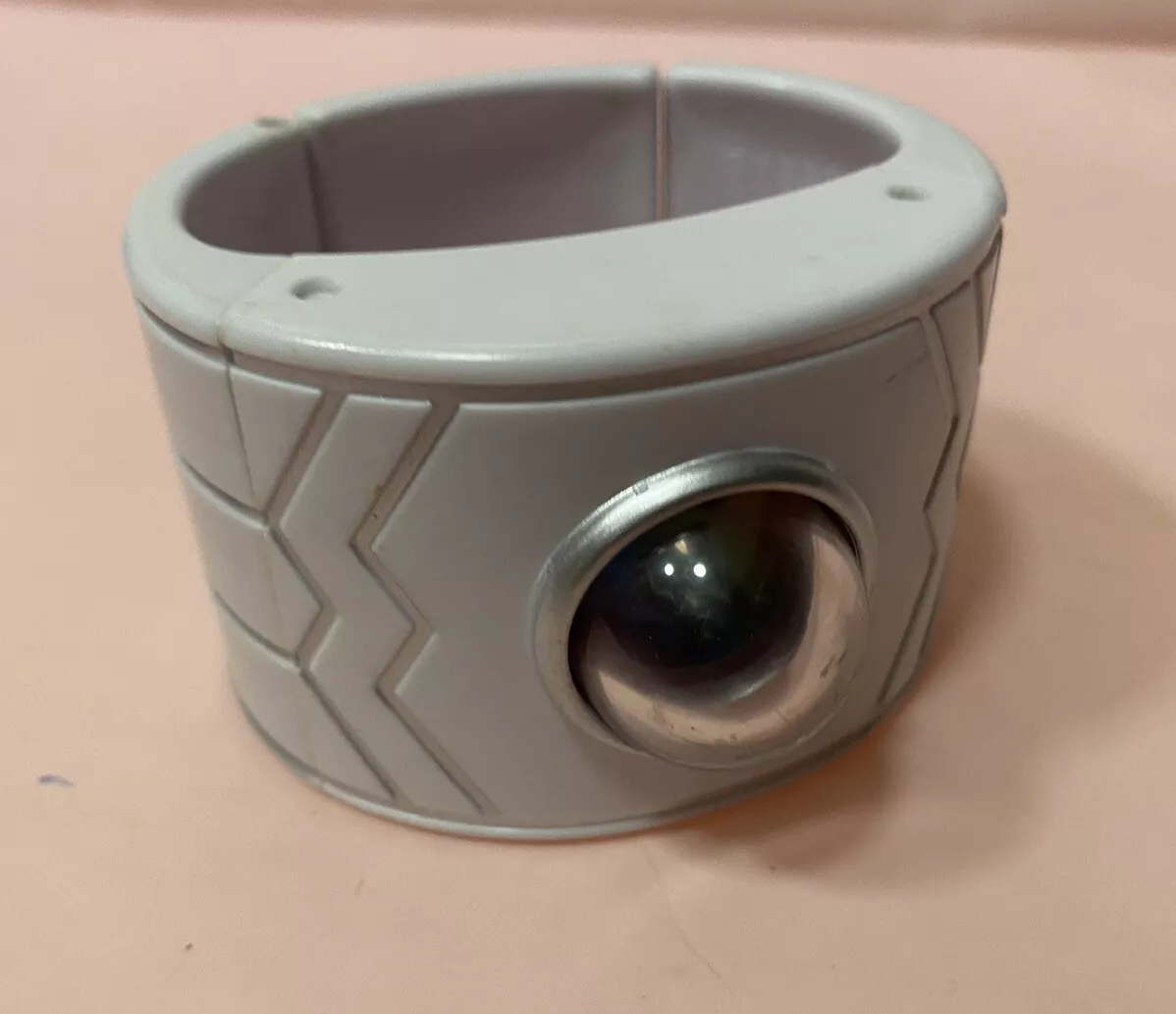 2016 White Pokémon Light Up Trainer Mega Bracelet & Wrist Band Nintendo  UnTested | eBay