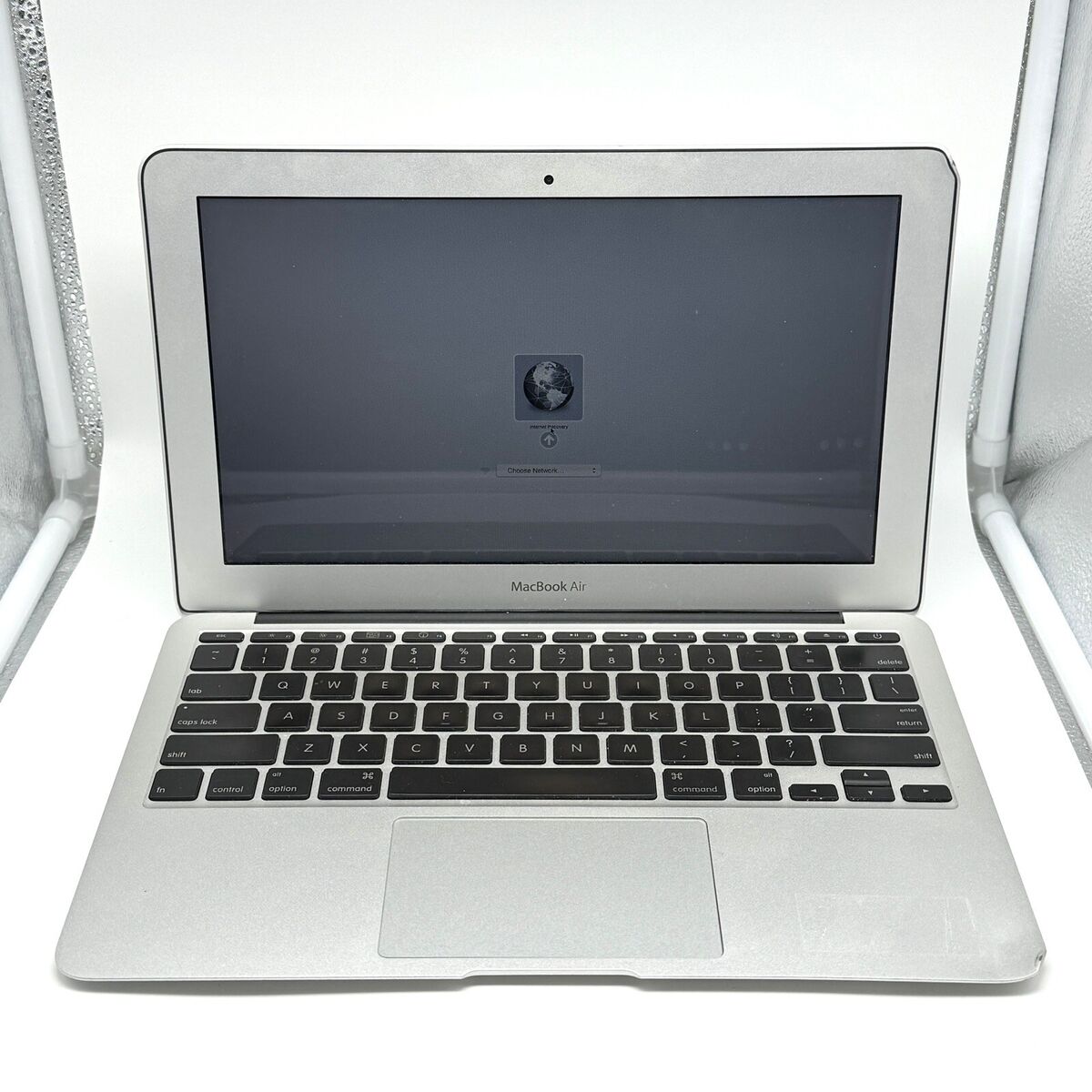 Apple MacBook Air 2010 11 Apple MacBook Air 2010 11