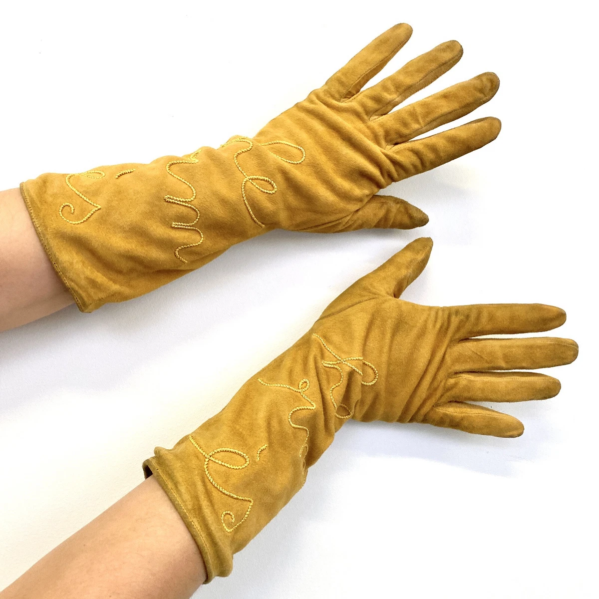 Spelling of gloves deals