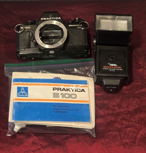 Vintage 35mm Camera Praktica B100 Body & Flash Unit No Lenses. Works