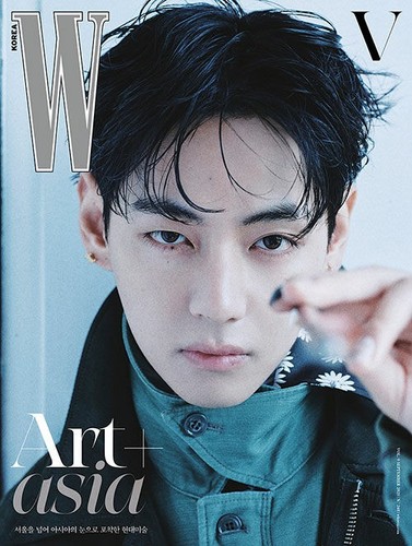 W Korea Magazine September 2025 BTS V Cover - Picture 9 of 14